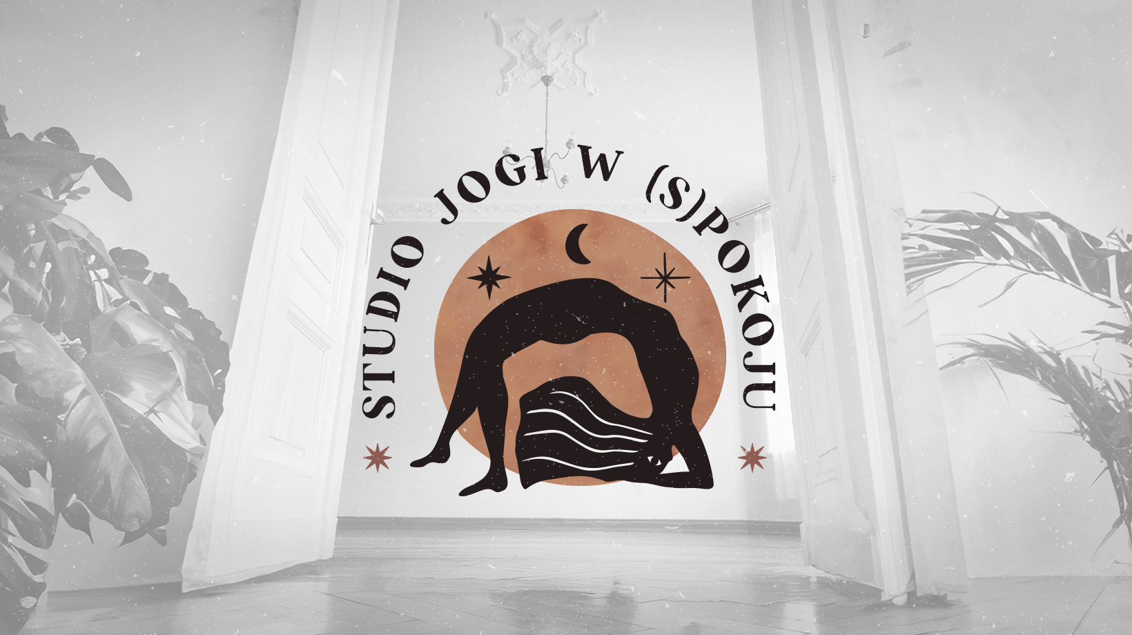 Grafika Studio Jogi w (S)pokoju: sylwetka jogi i słońce